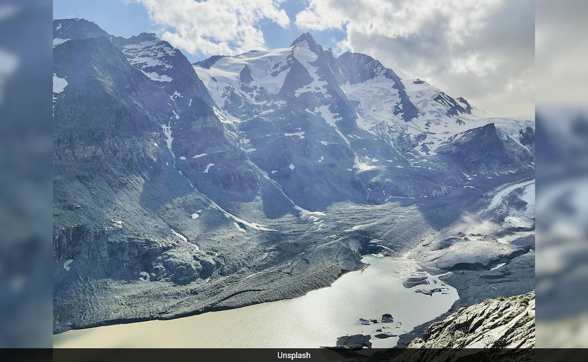 Oostenrijkse man gearresteerd omdat hij vriendin op de hoogste berg in de steek liet, wat tot haar dood leidde Oostenrijkse man gearresteerd omdat hij vriendin op de hoogste berg in de steek liet, wat tot haar dood leidde