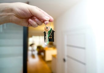 ये टेक कंपनी दे रही अपने कर्मचारियों को 1.5 करोड़ के फ्लैट, जानें क्यों