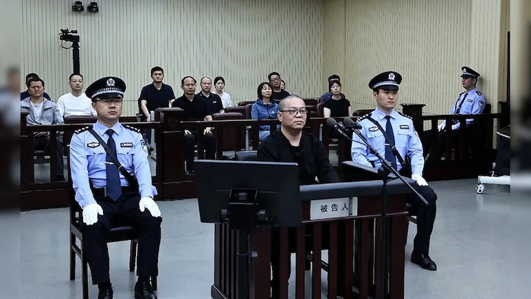 चीन ने सरकारी बैंक के टॉप अधिकारी को मौत के घाट उतारा! घूस की रकम इतनी थी कि एक राफेल आ जाए