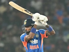 1st T20I LIVE: Arshdeep Gets SA Opener For Duck; Hardik Powers India To 175