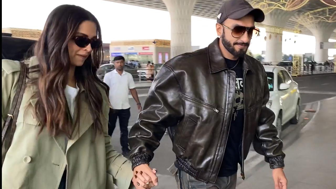 Ranveer Singh, Deepika Padukone Walk Hand-In-Hand At Mumbai Airport​