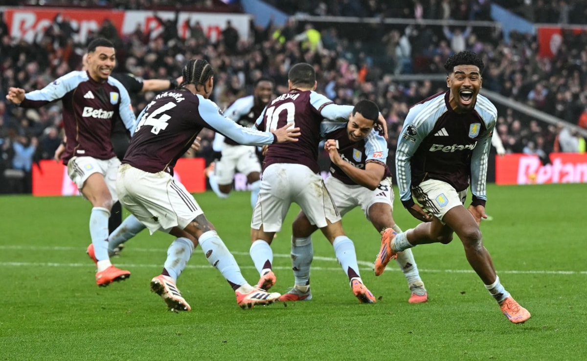 Premier League: Arsenal Stunned Late By Aston Villa, Manchester City Closes Gap At Top To 2 Points