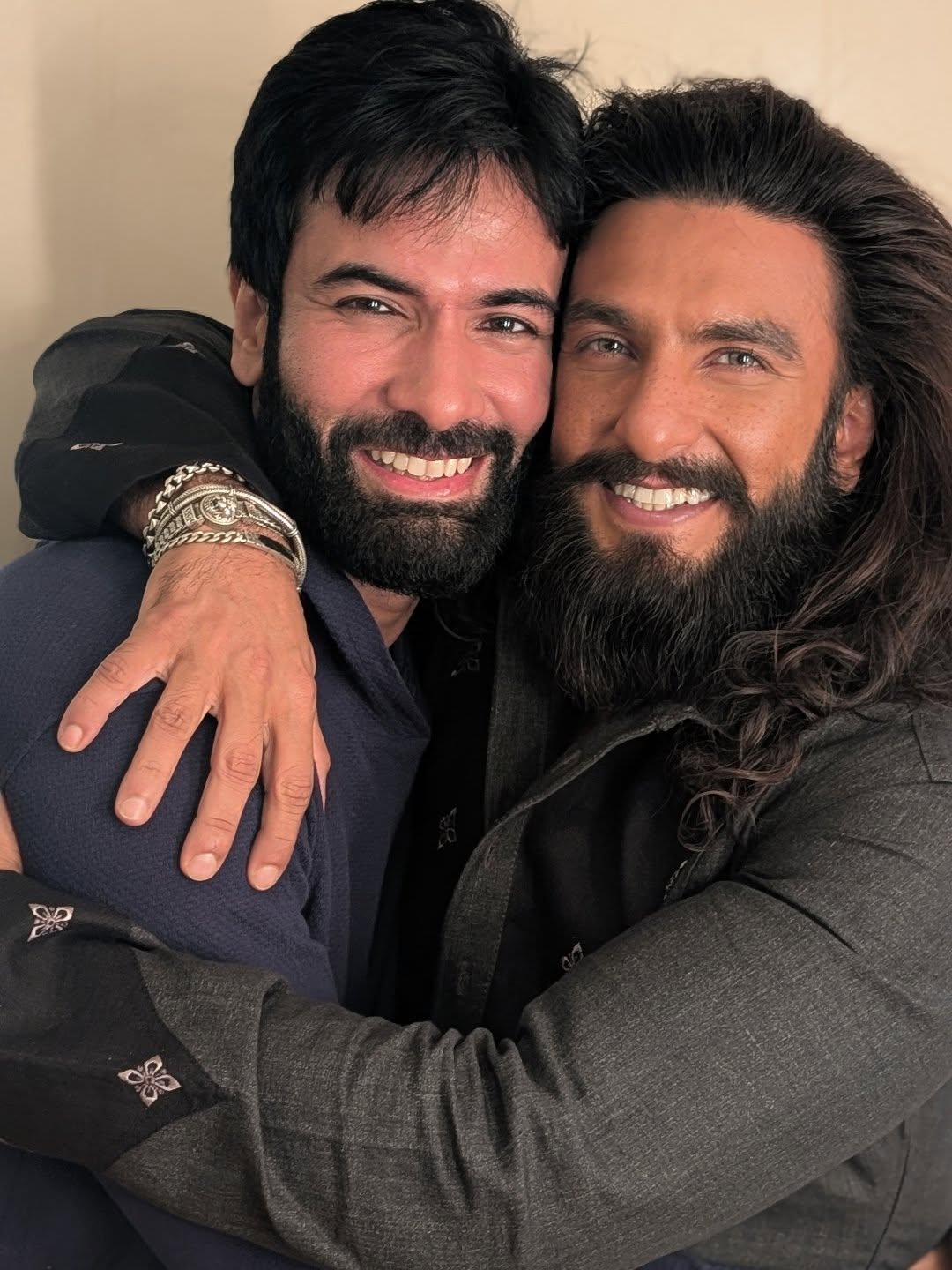 धुरंधर की राजनीति से सहमत नहीं थे ऋतिक रोशन, अब फिल्म के एक्टर बोले- आप 26/11 हमले से इनकार नहीं कर सकते