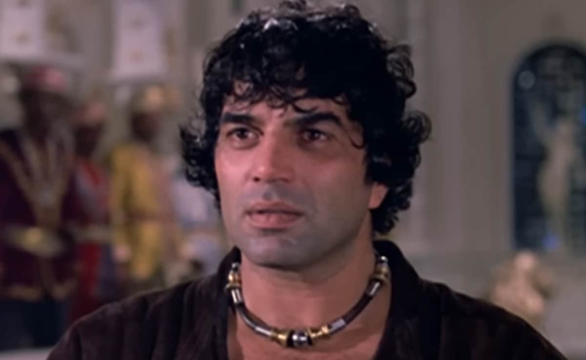 1977 में आई धर्मेंद्र की ये फिल्म 11 महीने तक चली सिनेमाघरों में, रूस के लोग भी हो गए थे फैन, की थी बंपर कमाई