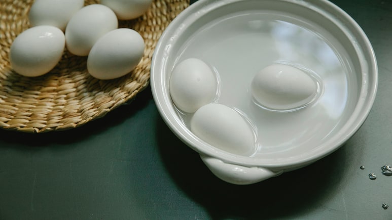Can Bird Flu Spread Through Eggs And Chicken? Food Safety Explained