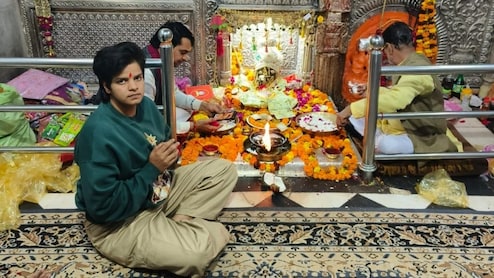 WPL 2026 से पहले मनसा माता मंदिर पहुंची शेफाली वर्मा, गहरा है जुड़ाव