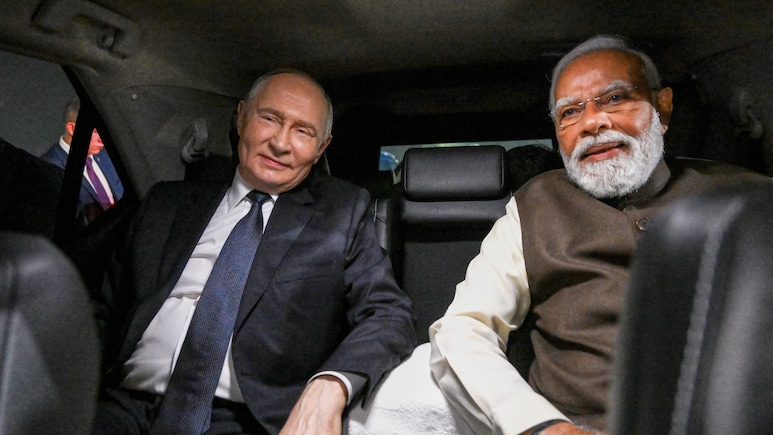 पुतिन कार डिप्लोमेसी: दुनिया में है फेमस, तस्वीरों में देखिए 1999 से अब तक का अंदाज