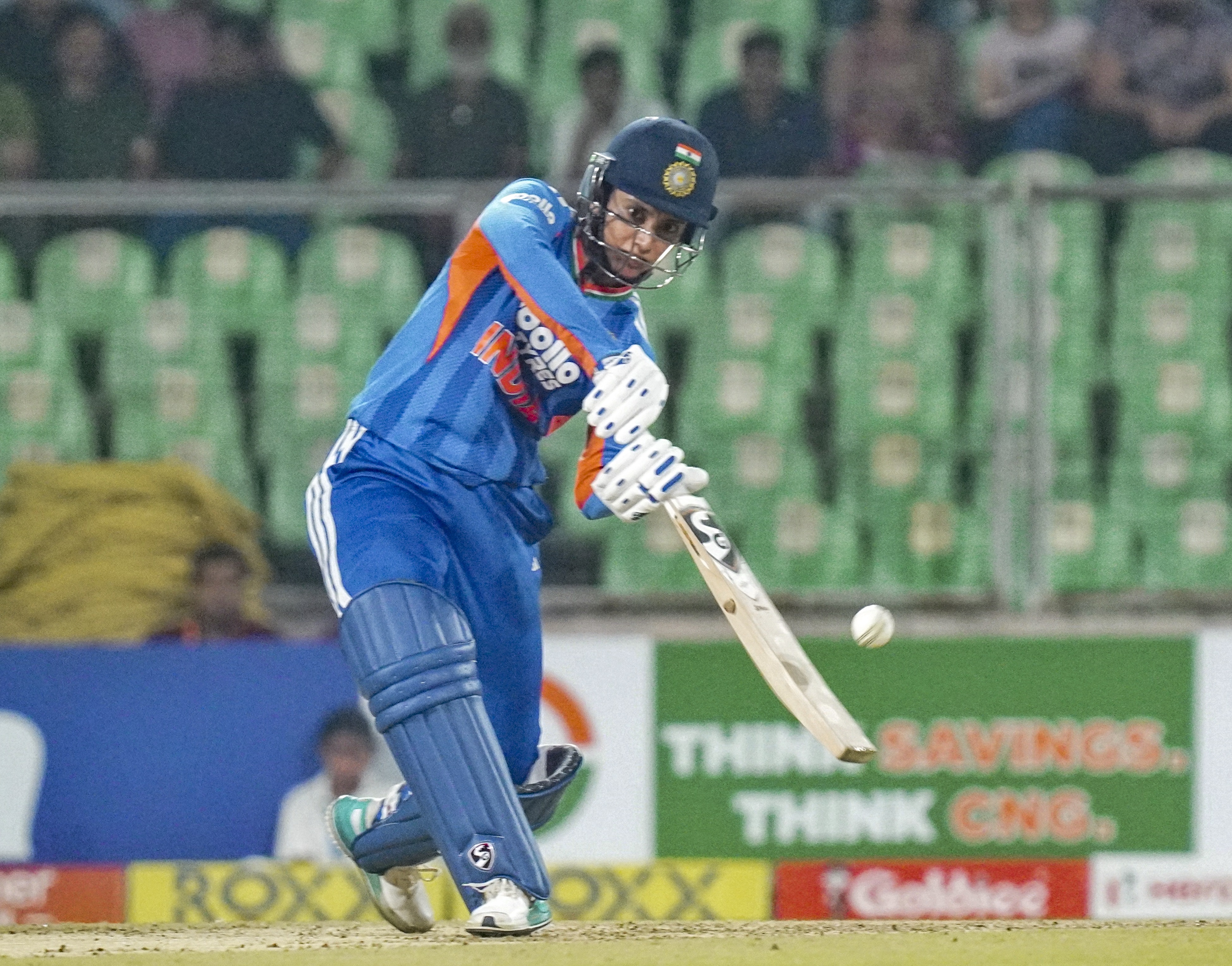 Smriti Mandhana: धुरंधर मंधाना ने बनाया वर्ल्ड रिकॉर्ड, स्टील की रन मशीन स्मृति बनीं सिर्फ़ चौथी दस हज़ारी