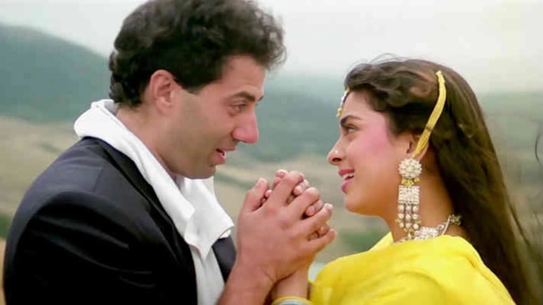 When Juhi Chawla Refused To Give Retake Of Kissing Scene With Sunny Deol: "I Was Supposed To Do One Kiss"
