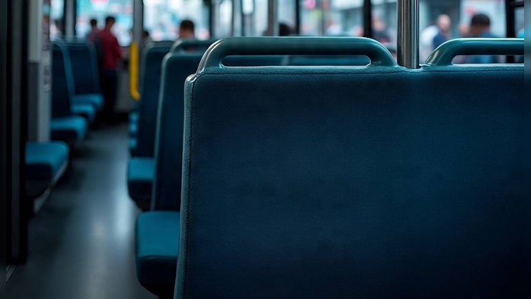 प्लेन और ट्रेन की तो पता होगी, लेकिन बस में कौन सी सीट होती है सबसे ज्यादा सेफ