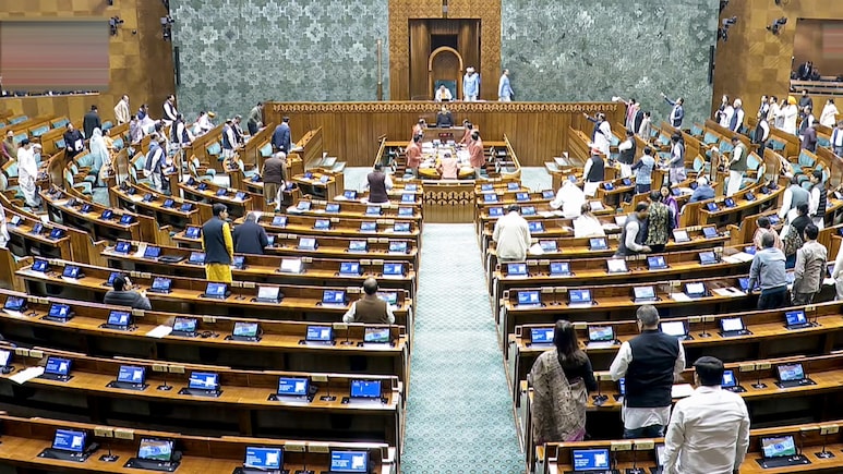 समय तय होने के बाद भी संसद में प्रदूषण पर क्यों नहीं हुई चर्चा? सरकार ने विपक्ष को ठहराया जिम्मेदार