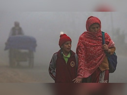 Dense Fog, Fluctuating Weather Grip Delhi As Air Quality Remains A Concern