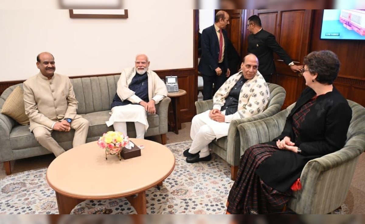 An Anecdote By Priyanka Gandhi Made PM, Rajnath Singh Smile: Inside Story