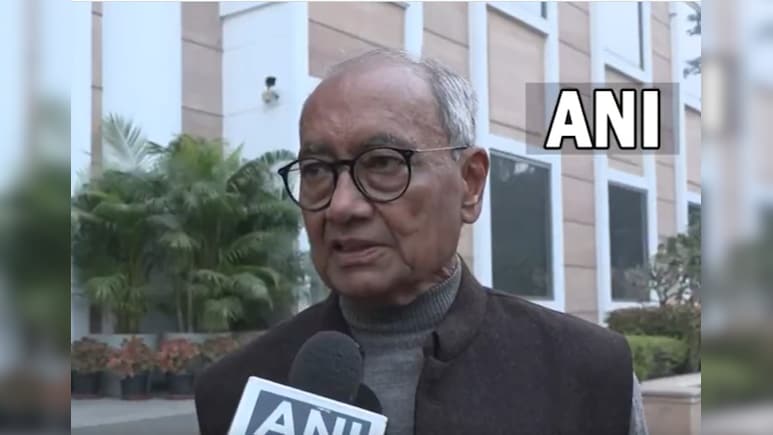 बांग्लादेश हिंसा पर दिग्विजय सिंह का विवादित बयान, कहा- जैसा अपने देश में.. वैसा ही वहां हो रहा