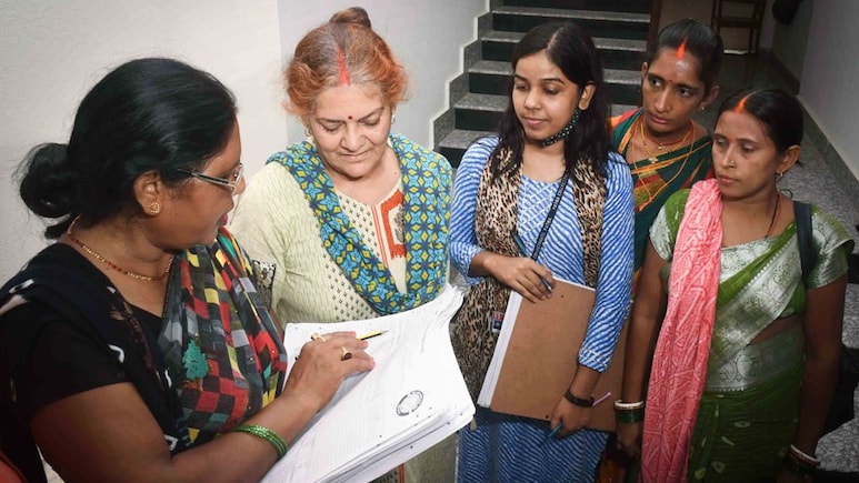 Caste Census 2027 : जात सांगायला तयार राहा! मोदी सरकारने जाहीर केला जणगणनेचा मेगा प्लॅन, वाचा सर्व माहिती