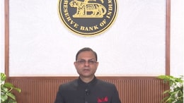 RBI Repo Rate Cut: आरबीआई ने रेपो रेट घटाया, होम लोन और कार लोन होंगे सस्ते, EMI में मिलेगी राहत, पढ़ें पूरी खबर