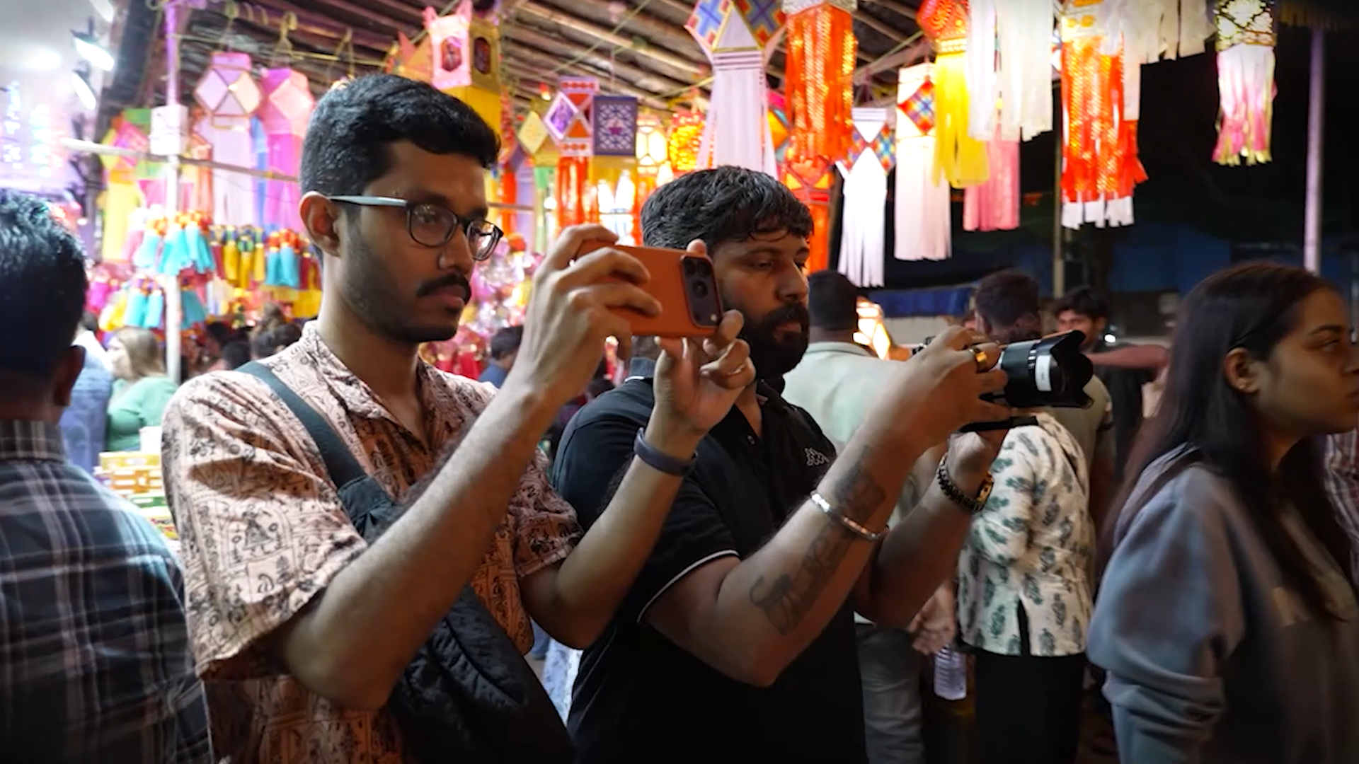 iPhone 17 Pro vs Professional Camera: Who Truly Wins?