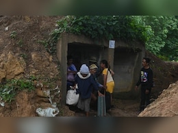 क्लस्टर बमों से दहला कंबोडिया, थाईलैंड से सीमा संघर्ष ने लिया खतरनाक मोड़