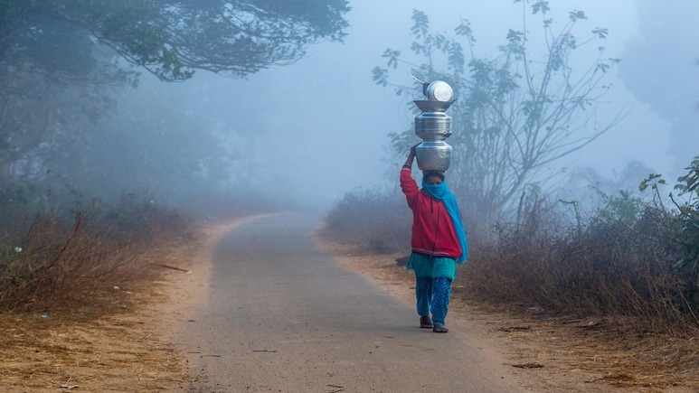 MP Weather: 25 शहरों में तापमान 10 डिग्री से नीचे, इंदौर में टूटा 10 साल का रिकॉर्ड, शहडोल में बुजुर्ग की मौत