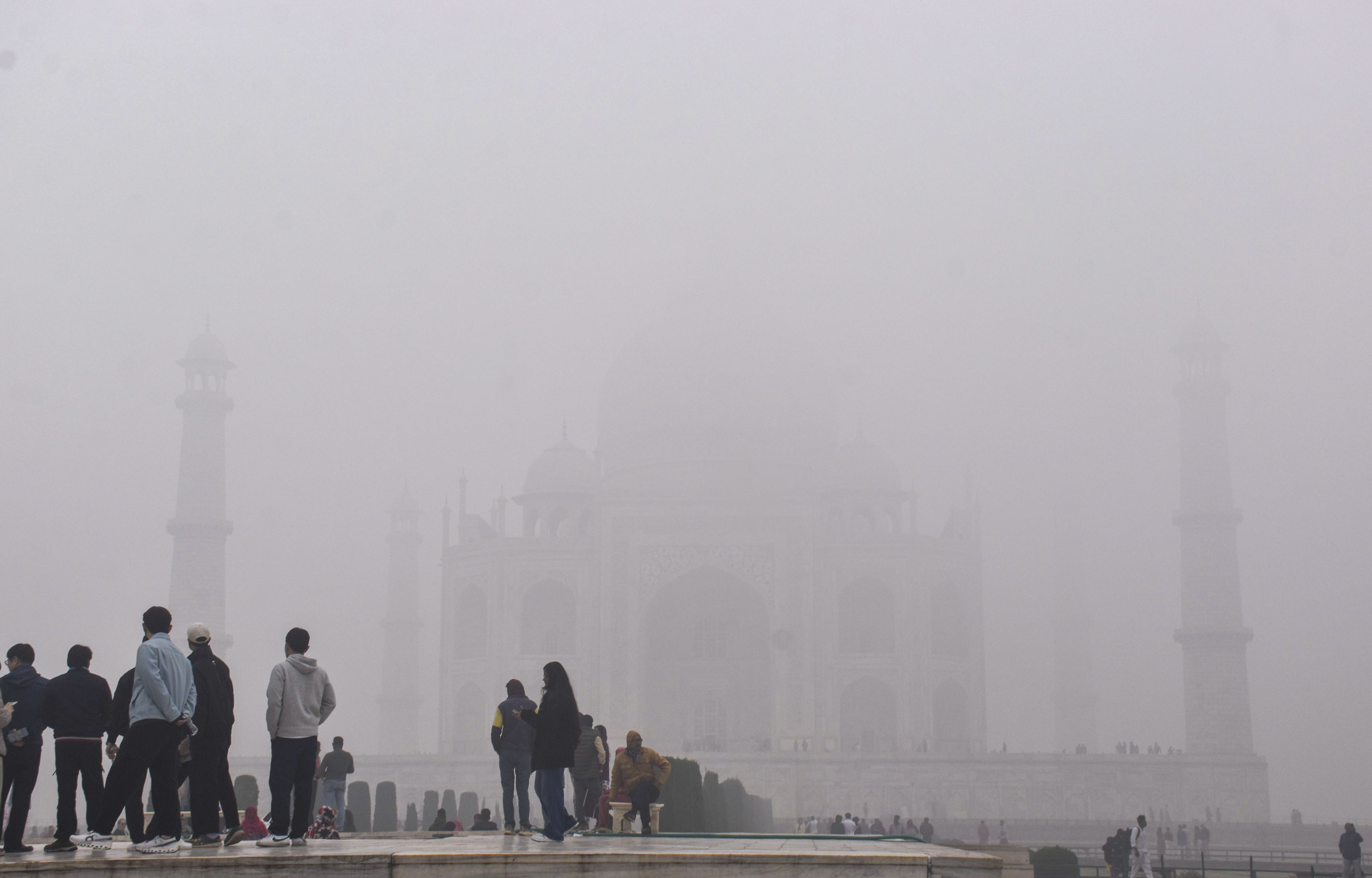 Tourists Left Staring At "Nothing" As Taj Mahal Disappears Amid Heavy Fog