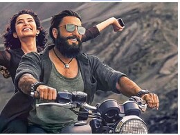 बॉक्स ऑफिस पर धमाल मचा रही Dhurandhar, फिल्म के लिए Ranveer Singh ने ली इतने करोड़ की फीस, जानकर रह जाएंगे हैरान