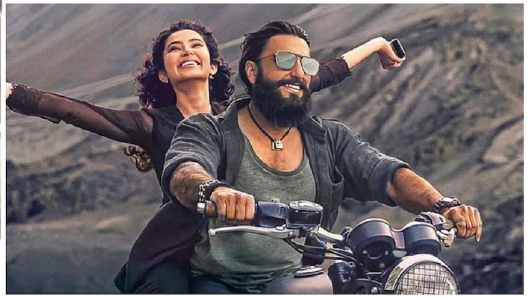 बॉक्स ऑफिस पर धमाल मचा रही Dhurandhar, फिल्म के लिए Ranveer Singh ने ली इतने करोड़ की फीस, जानकर रह जाएंगे हैरान