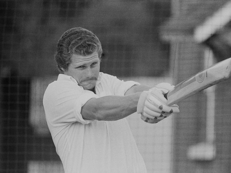 Former England Batter Robin Smith Dies Aged 62