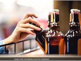 GIFT City New Liquor Rules: गुजरात में शराबबंदी के बीच बड़ी ढील, गिफ्ट सिटी में अब बिना परमिट मिलेगी शराब; बदल गई पूरी नियमावली