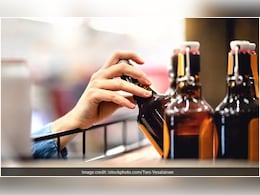 यूपी में महंगी होने वाली है शराब! नोएडा, गाजियाबाद में देसी, अंग्रेजी और बीयर कितने की मिलेगी?&nbsp;