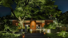 Tangra At Westin Sohna Serves Kolkata Comfort Without The Noise Or Fuss