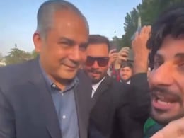 'सरफराज कभी धोखा नहीं देगा', जिसने भारत को दिया दर्द, नकवी ने उसे Wrorld Cup के लिए पाक टीम का बनाया मेंटॉर!