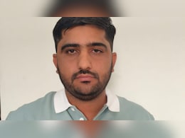 5 लाख में सौदा... परीक्षा में दूसरे को बैठाकर बना अध्यापक, अब टीचर भर्ती में SOG का बड़ा एक्शन