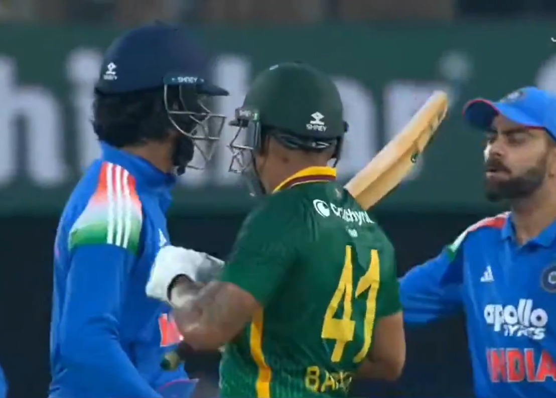 Virat Kohli Asks KL Rahul For A Second Slip vs South Africa, India Captain's Reaction Has Internet Talking