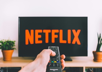Netflix ने फोन से टीवी पर शो और फिल्मों के कास्ट पर लगाई रोक, जानें