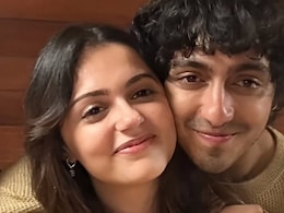 When Ahaan Panday Revealed A 'Quiet Moment' With Aneet Padda On <i>Saiyaara</i> Set At NDTV Indian Of The Year 2025