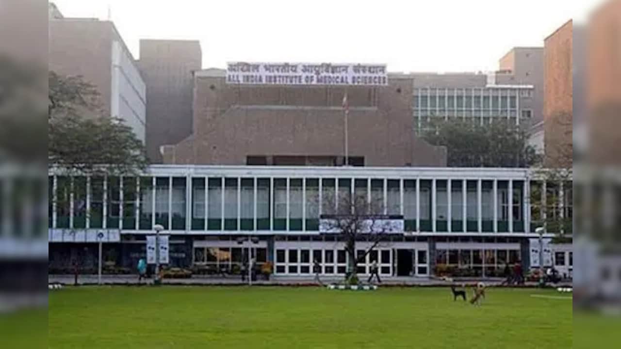 AIIMS दिल्ली में छात्रों, डॉक्‍टरों व स्‍टाफ के ल‍िए सोशल मीड‍िया गाइडलाइन, मरीज की जानकारी शेयर करने पर रोक