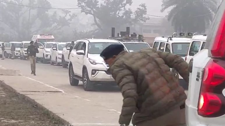 Video: SUV In Nitish Kumar's Convoy Hits Senior Cop From Behind