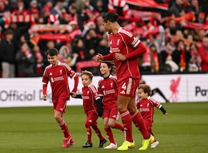Diogo Jotas Children Play Big Role As Liverpool, Wolves Pay Tribute - Video