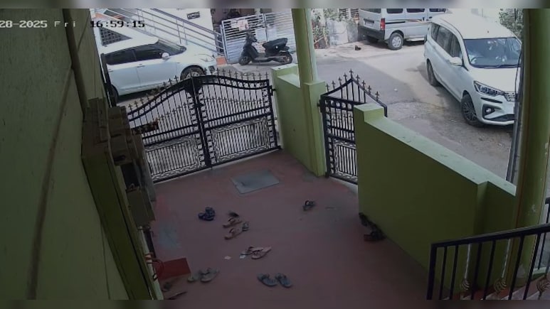 Car Runs Over 4-Year-Old Outside Home In Bengaluru, Child Survives