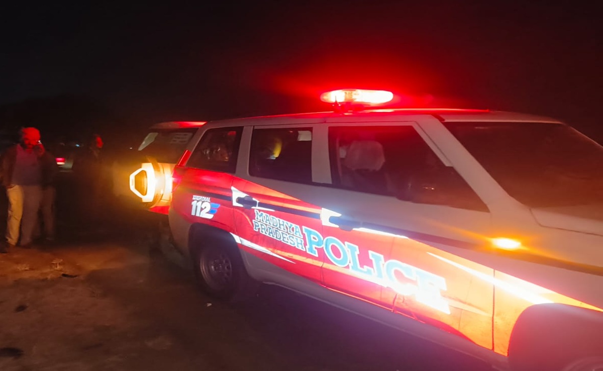 MP पुलिस का अवैध शराब पर एक्शन; झाबुआ व भोपाल में 1 करोड़ 66 लाख से अधिक की संपत्ति जब्त