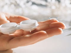 Eye Care For Contact Lens Users In High Pollution: Specialist Shares Do's And Don'ts