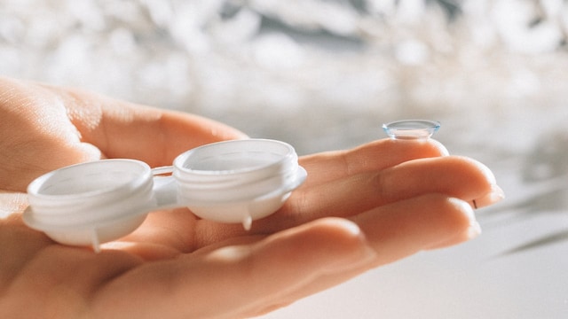 Managing your contact lens hygiene is crucial for eye care