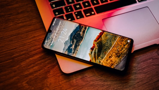 Top Smartphones Under 20,000: फीचर्स के साथ प्राइस में भी शानदार हैं ये स्मार्टफोन, मिस न करें शानदार डील्स