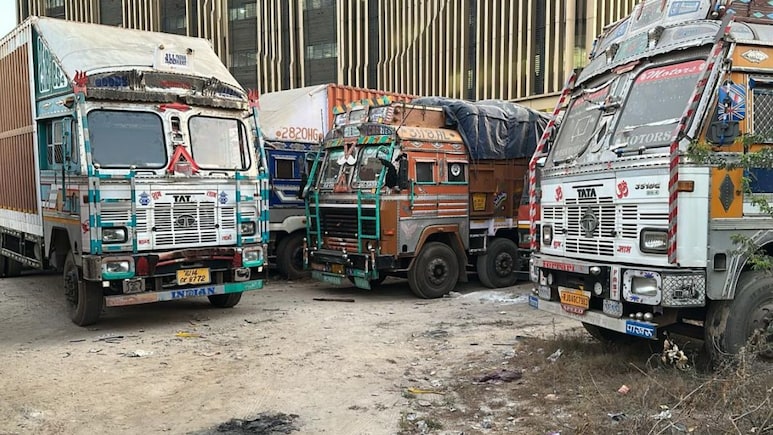 अवैध पान मसाला और ग्रेनाइट के अवैध गाड़ियों पर कार्रवाई, राज्य कर विभाग ने किये 13 वाहन जब्त