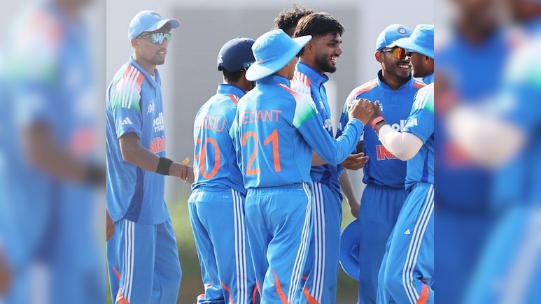 IND Under 19 vs PAK Under 19: इन 2 गेंदबाजों ने रख ली लाज, नहीं तो पाकिस्तान 400 का आंकड़ा कर जाता पार