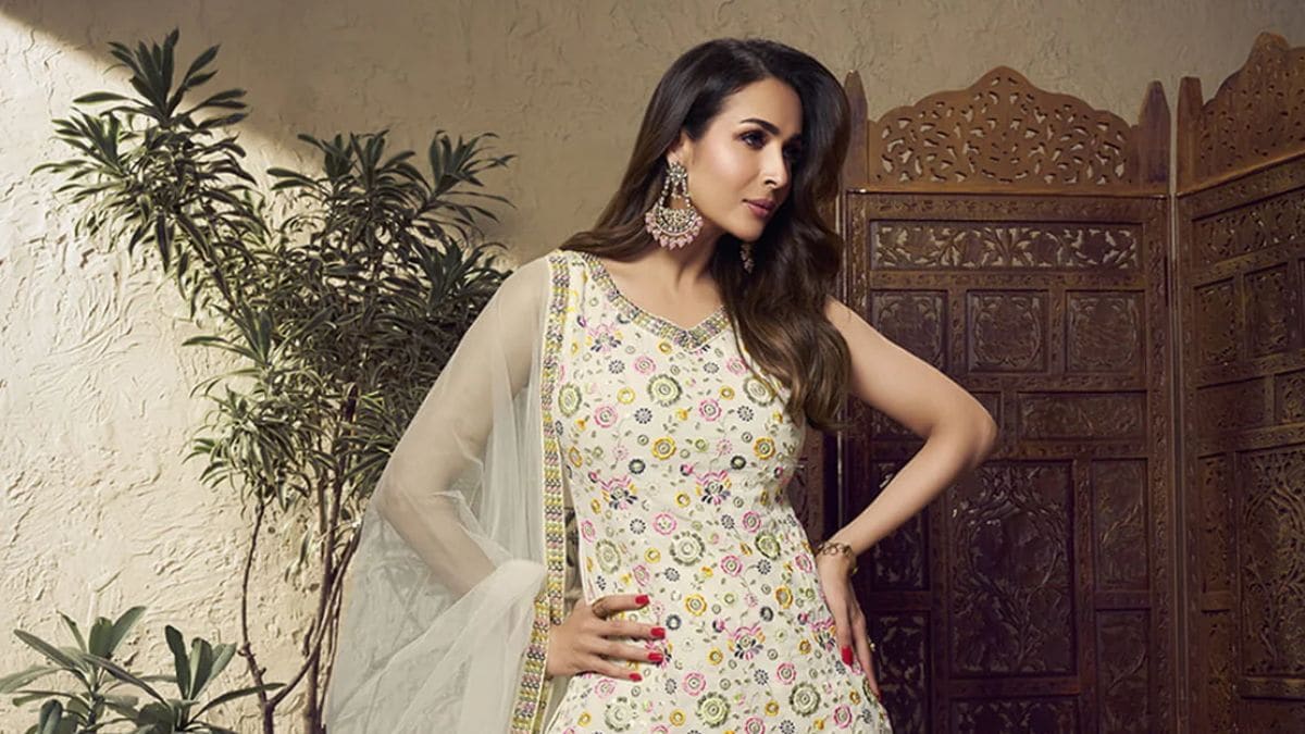 Fabrics define comfort and elegance in festive outfits. Fabrics define comfort and elegance in festive outfits.