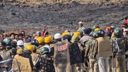 Chhattisgarh: SECL की अमेरा कोल एक्सटेंशन खदान पर बवाल, 40 से अधिक पुलिसकर्मी घायल