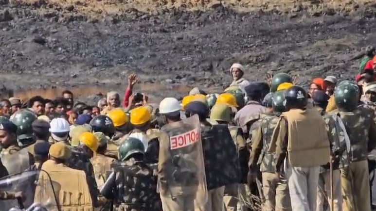 Chhattisgarh: SECL की अमेरा कोल एक्सटेंशन खदान पर बवाल, 40 से अधिक पुलिसकर्मी घायल