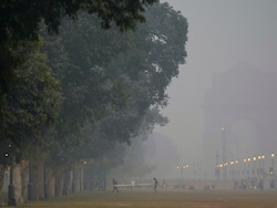 Delhi Records Highest AQI Of Season At 461, Air Quality Remains &#039;Severe&#039;