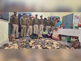 झारखंड : बरहरवा स्टेशन पर फरक्का एक्सप्रेस से 1000 से ज्यादा कछुए बरामद, 3 तस्कर गिरफ्तार